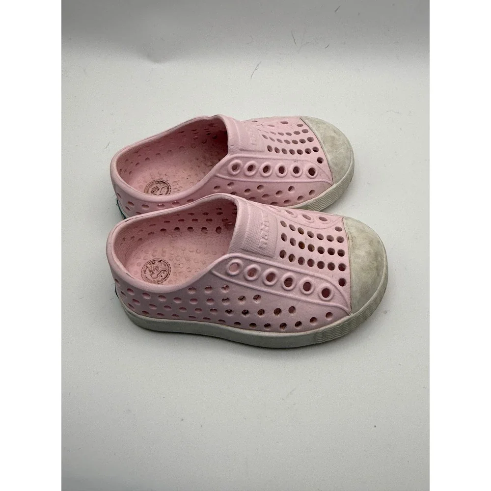 Native Jefferson Kids Size C4 Pink Slip On Perforated Water Shoes Sneakers
